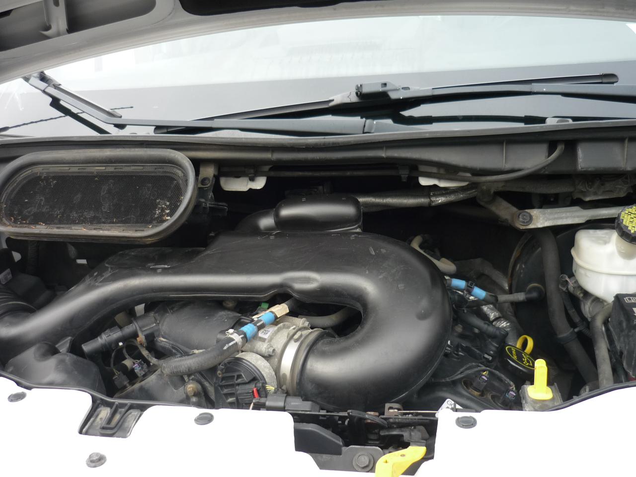 Ford Transit 150 Van Low Roof 60/40 Pass. 148-in. WB 2017