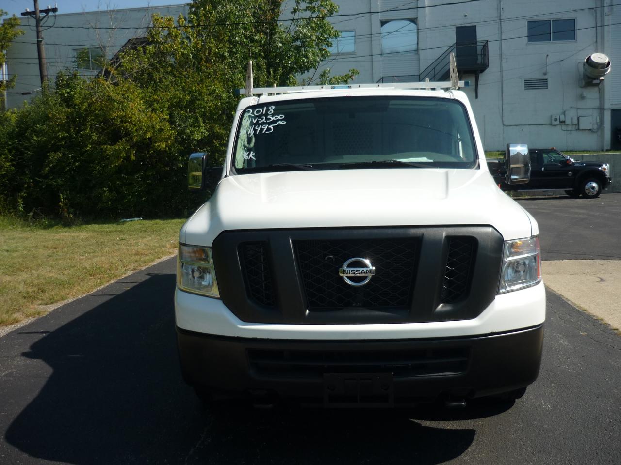Nissan NV Cargo 2500 HD SV V8 2018