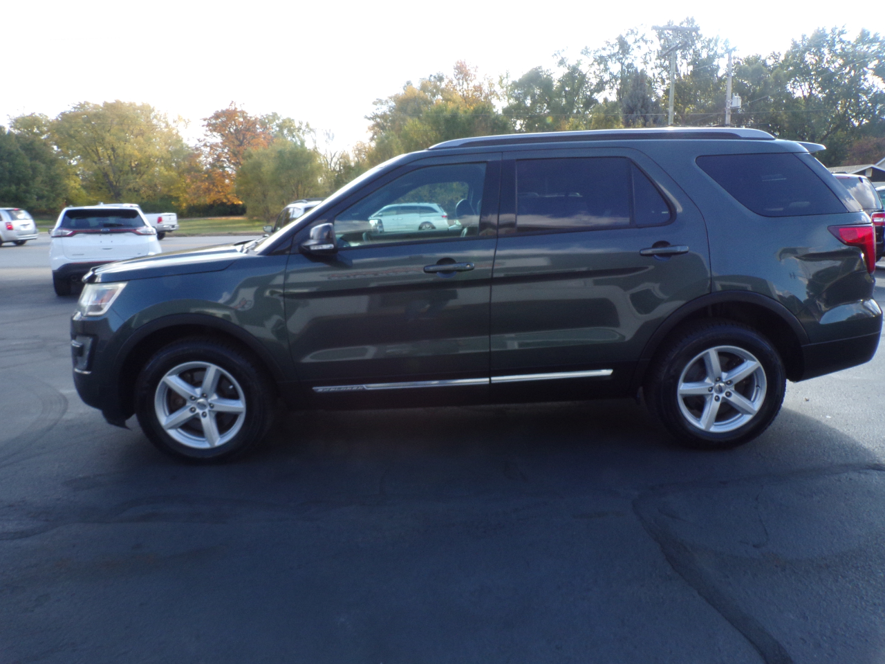 Ford Explorer XLT 4WD 2016 Ford Explorer XLT 4WD 2016