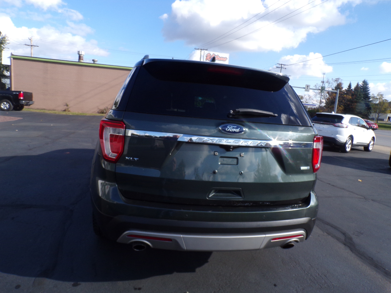 Ford Explorer XLT 4WD 2016 Ford Explorer XLT 4WD 2016