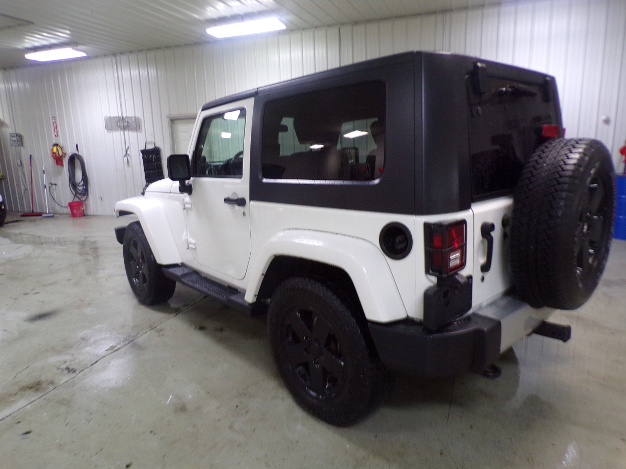 Jeep Wrangler Sahara 4WD 2010