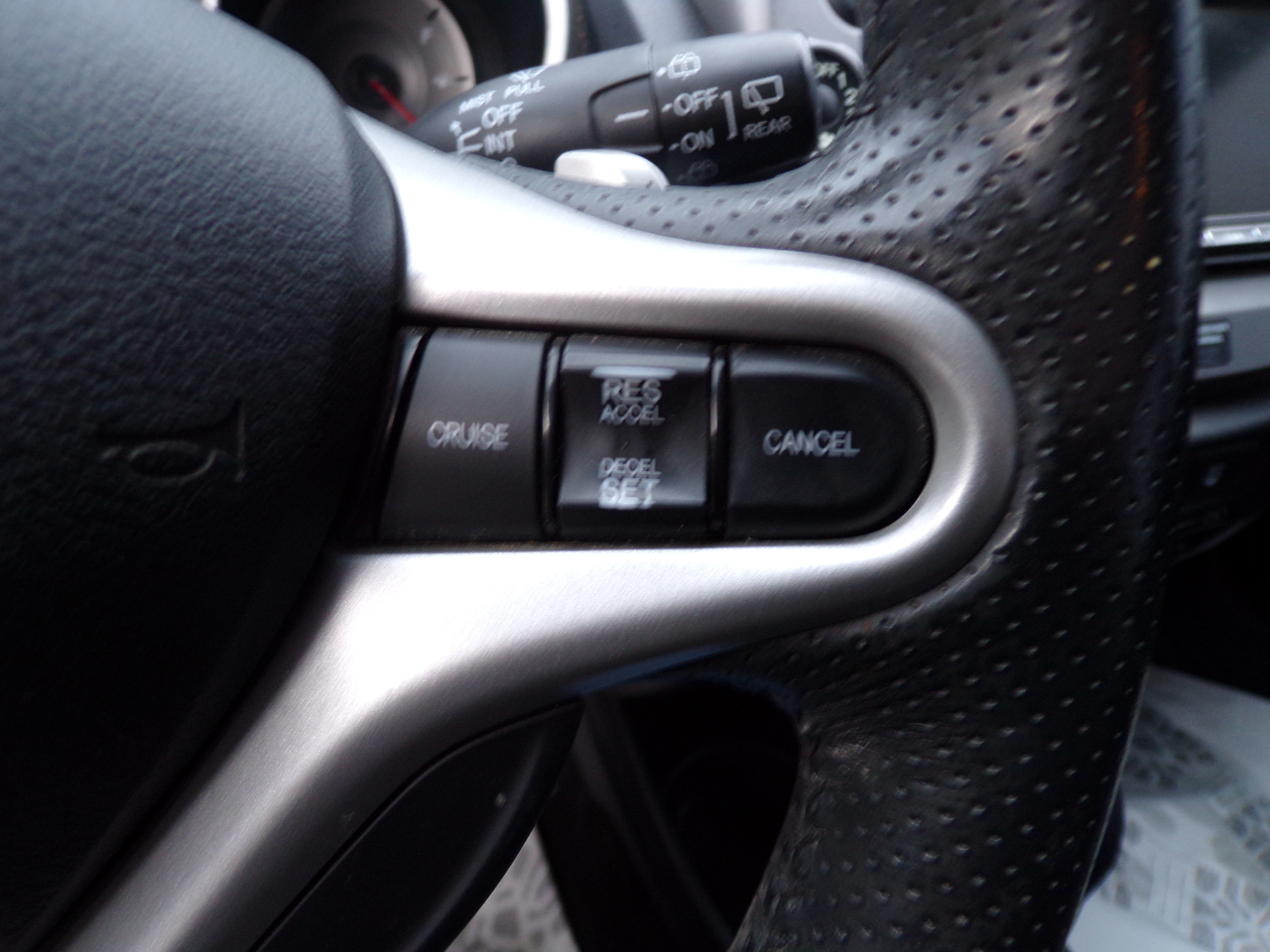 Honda Fit Sport 5-Speed AT with Navigation 2011