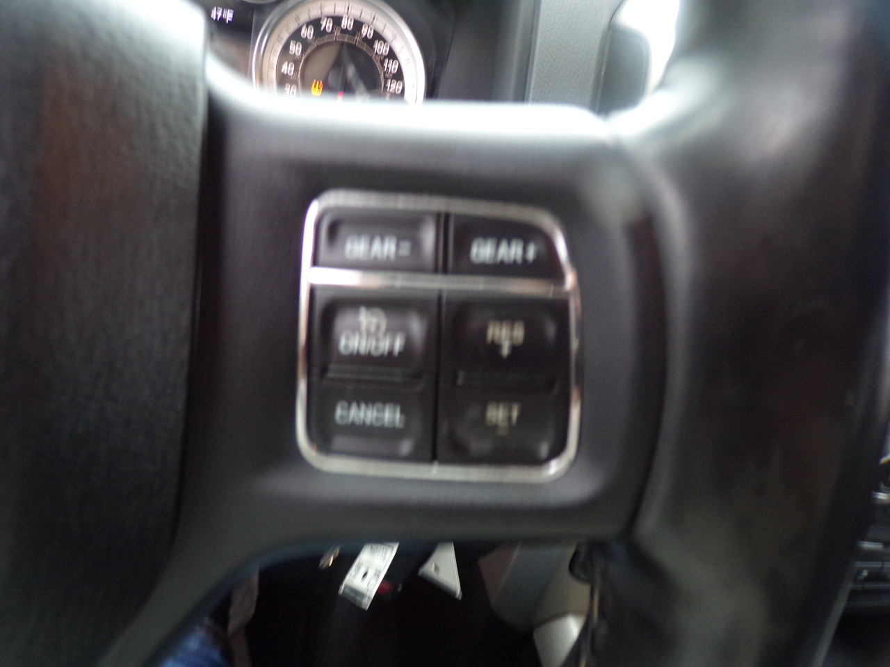 RAM 1500 Big Horn Quad Cab 4WD SWB 2014