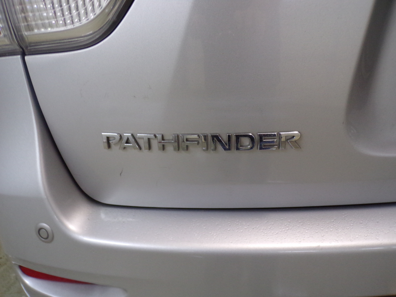 Nissan Pathfinder SV 4WD 2013