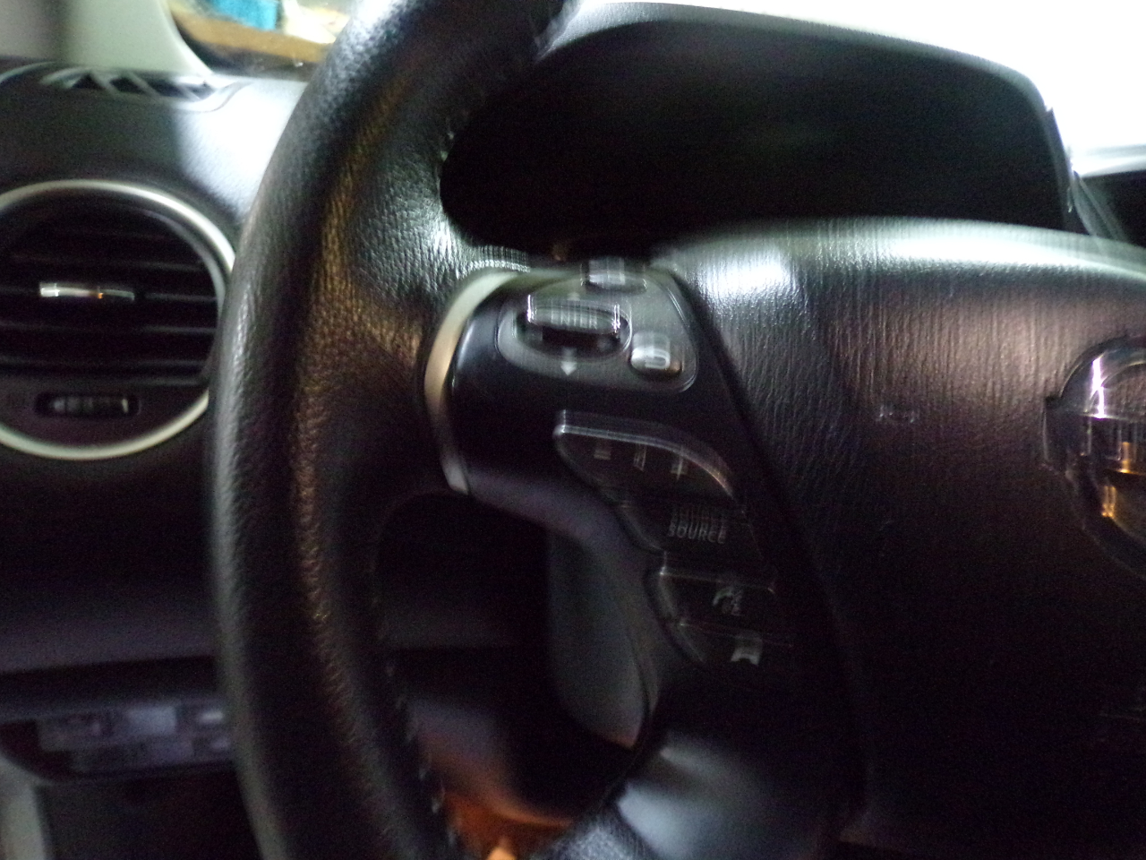 Nissan Pathfinder SV 4WD 2013