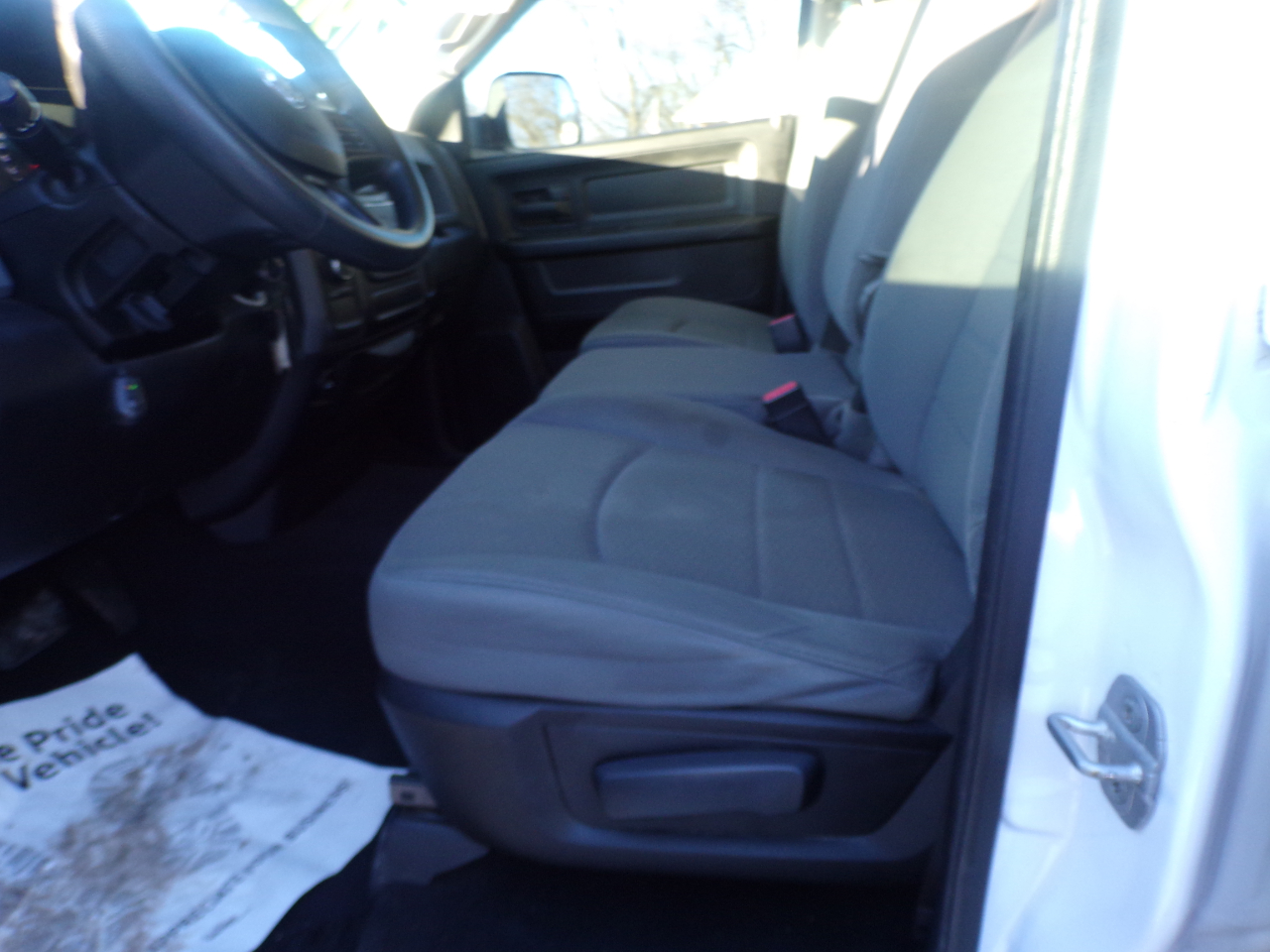 RAM 1500 Tradesman Quad Cab 4WD 2014