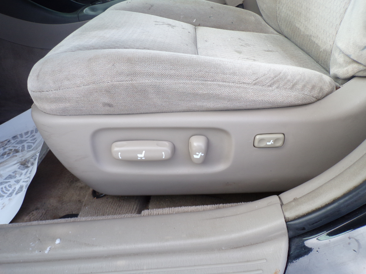 Toyota Camry Standard 2004