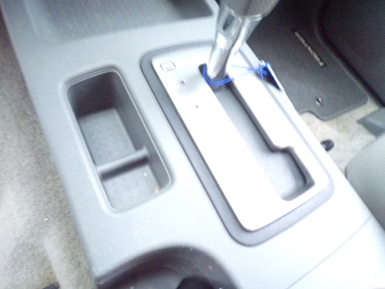 Nissan Frontier SL Crew Cab 4WD 2011