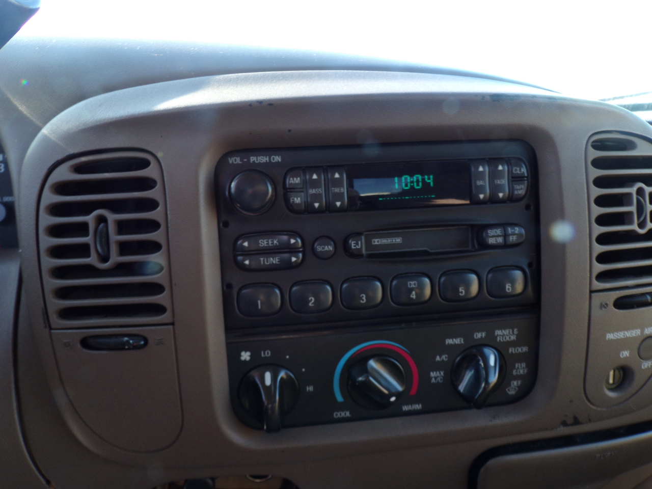 Ford F-150 XLT 2WD SuperCrew 6.5' Box 1998