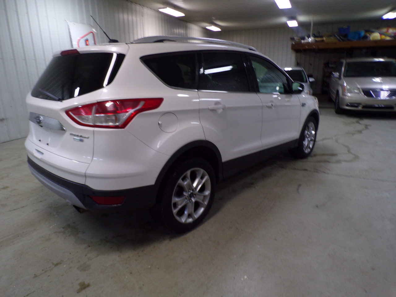 Ford Escape Titanium 4WD 2014