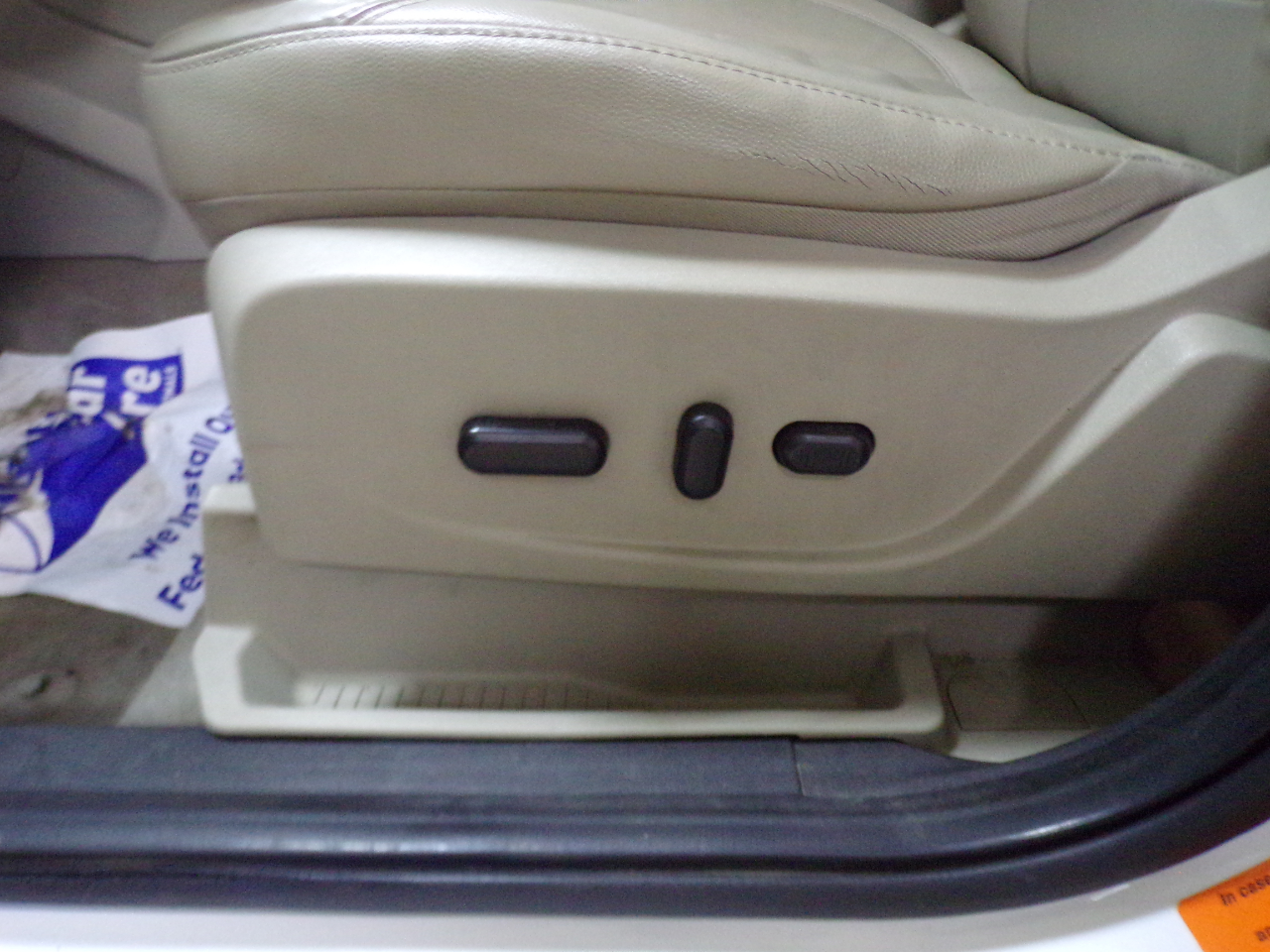 Ford Escape Titanium 4WD 2014