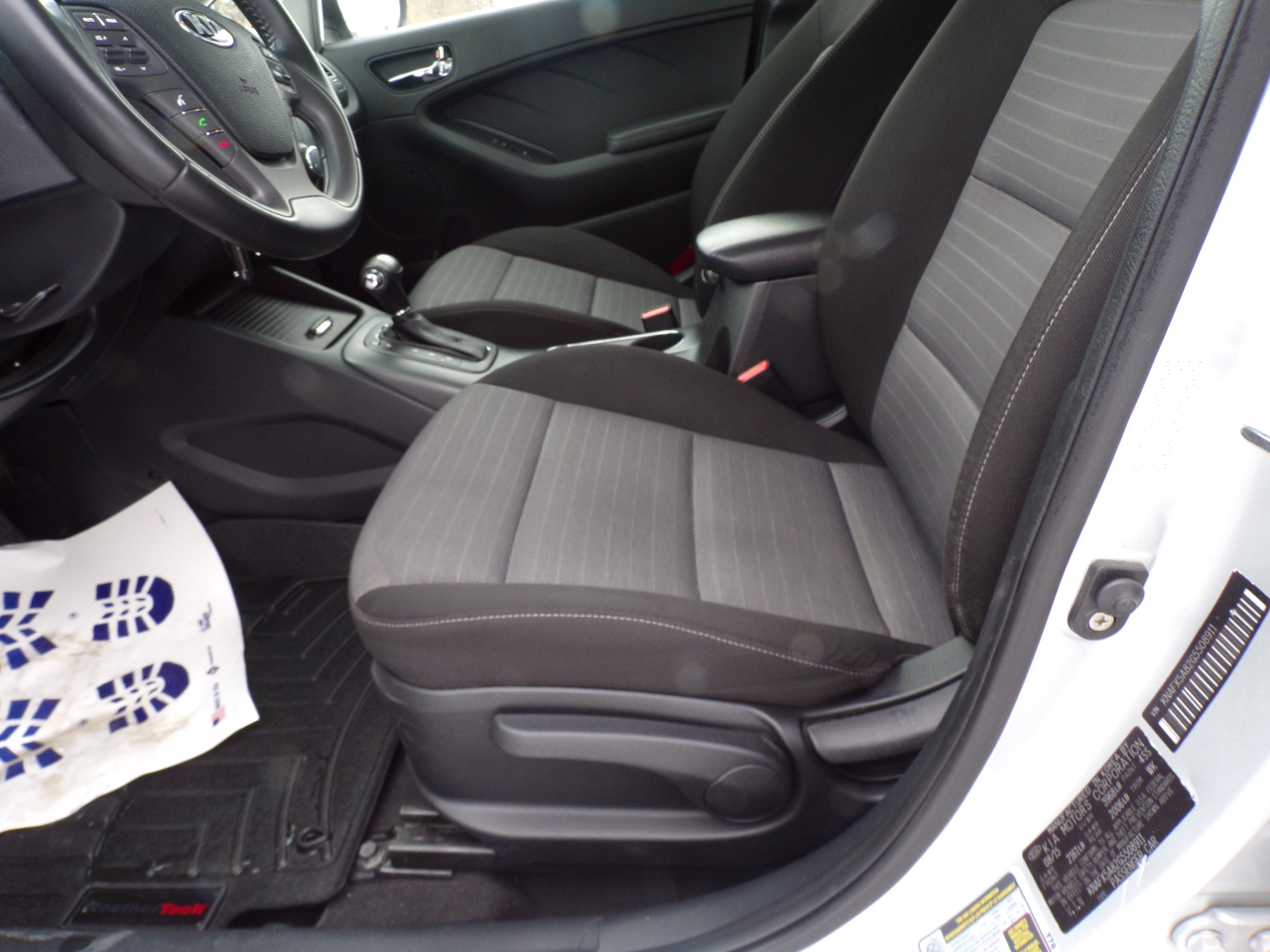 Kia Forte 5-Door EX 2016