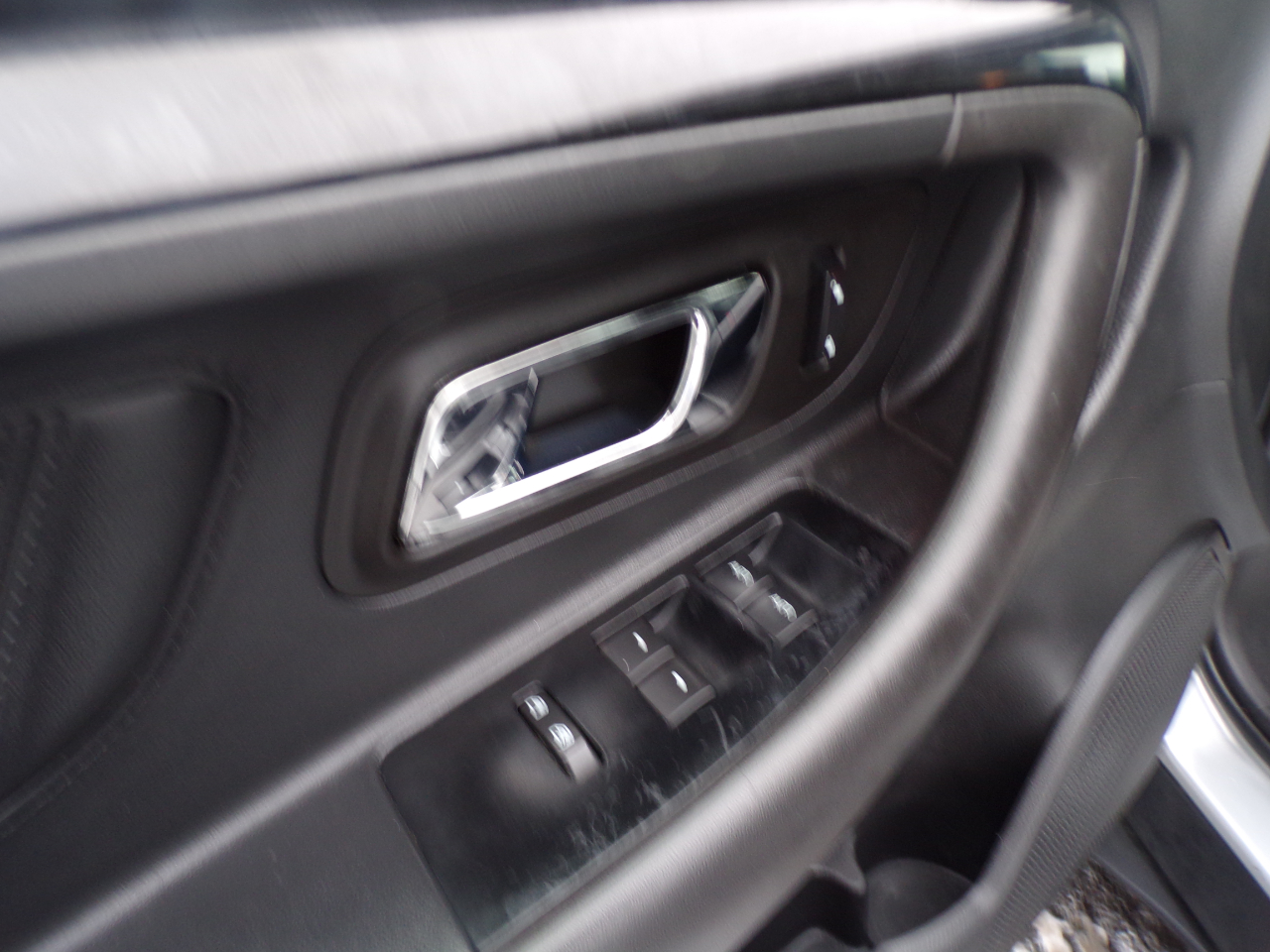 Ford Taurus Limited AWD 2011