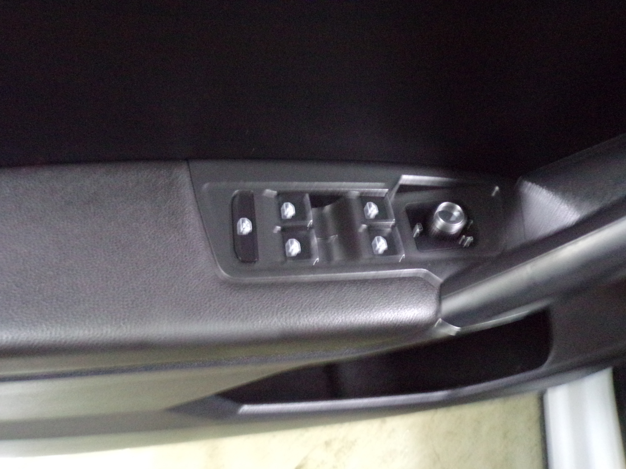 Volkswagen Tiguan SE 2018