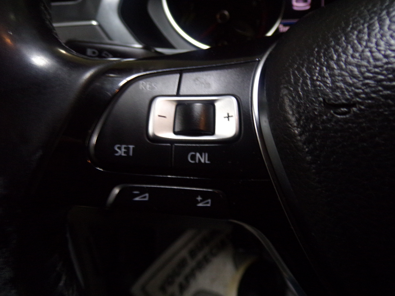 Volkswagen Tiguan SE 2018