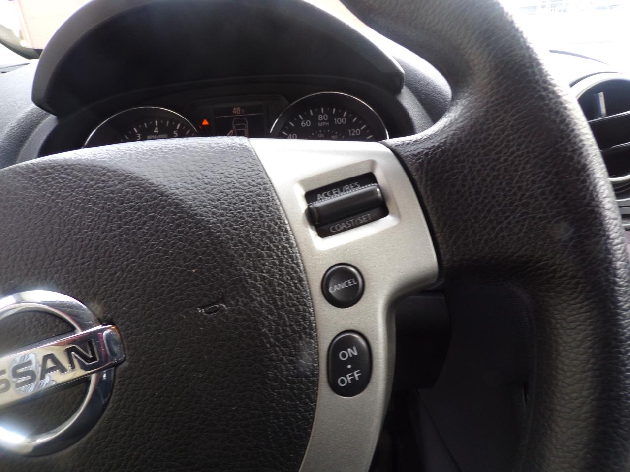 Nissan Rogue SV AWD 2012