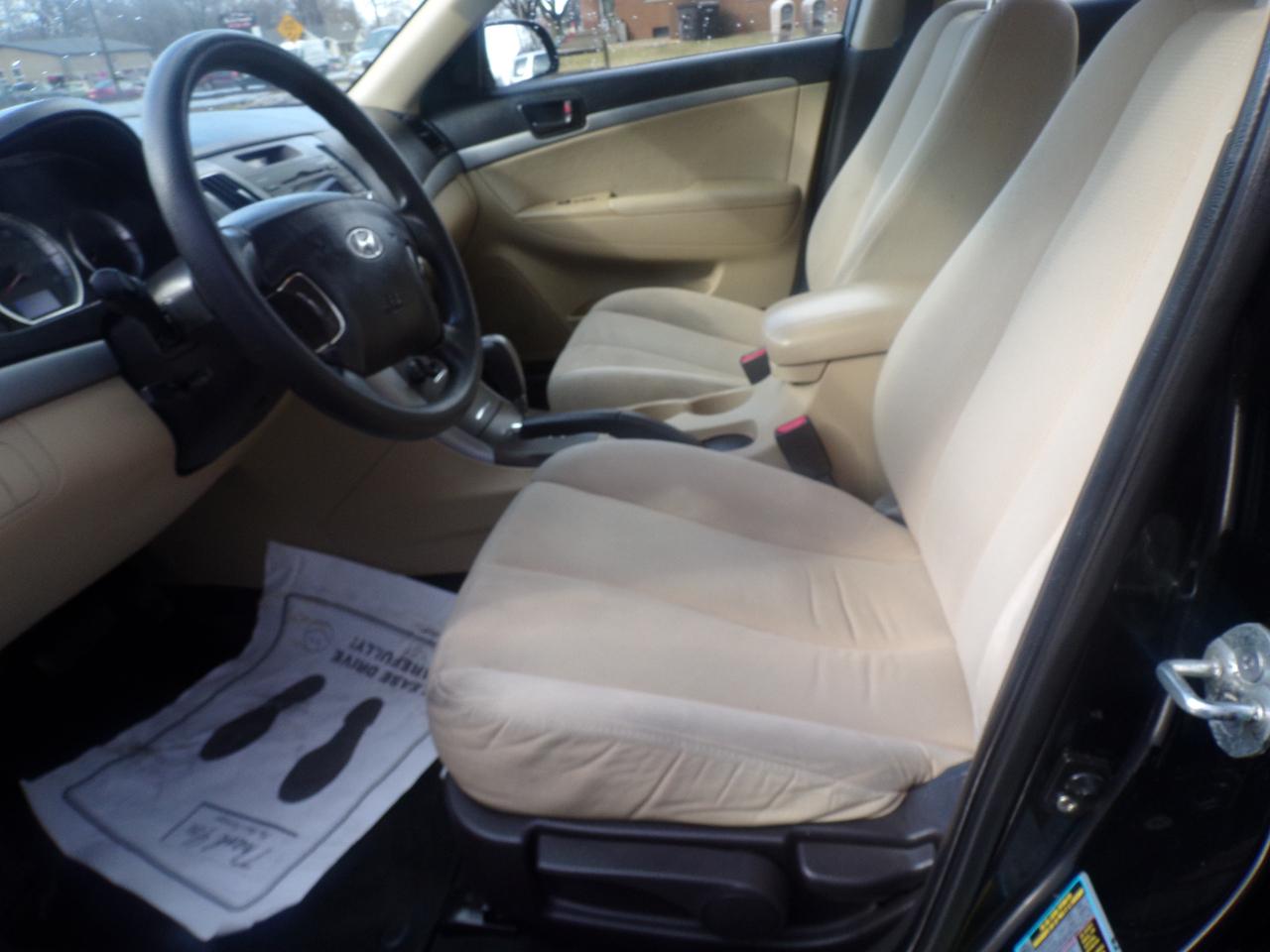 Hyundai Sonata GLS 2010