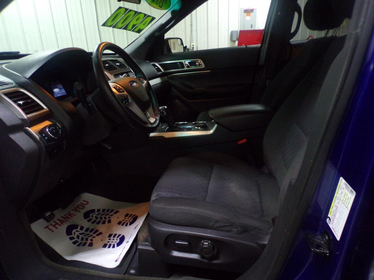 Ford Explorer XLT 4WD 2013