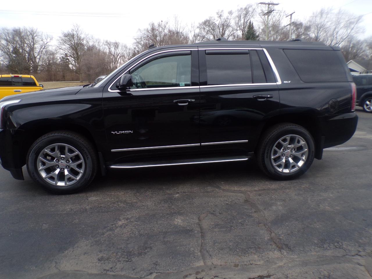 GMC Yukon SLT 4WD 2015