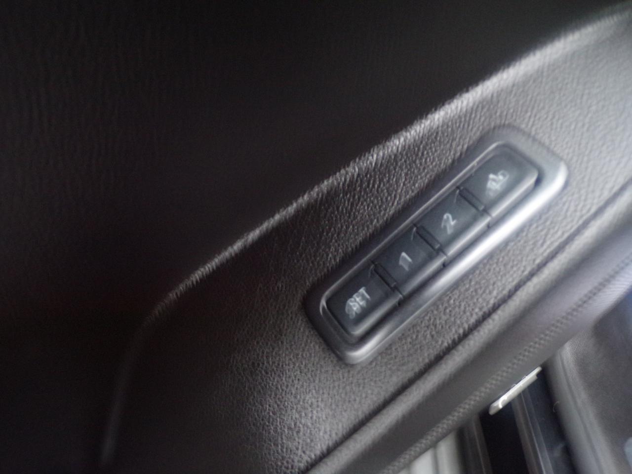 GMC Yukon SLT 4WD 2015