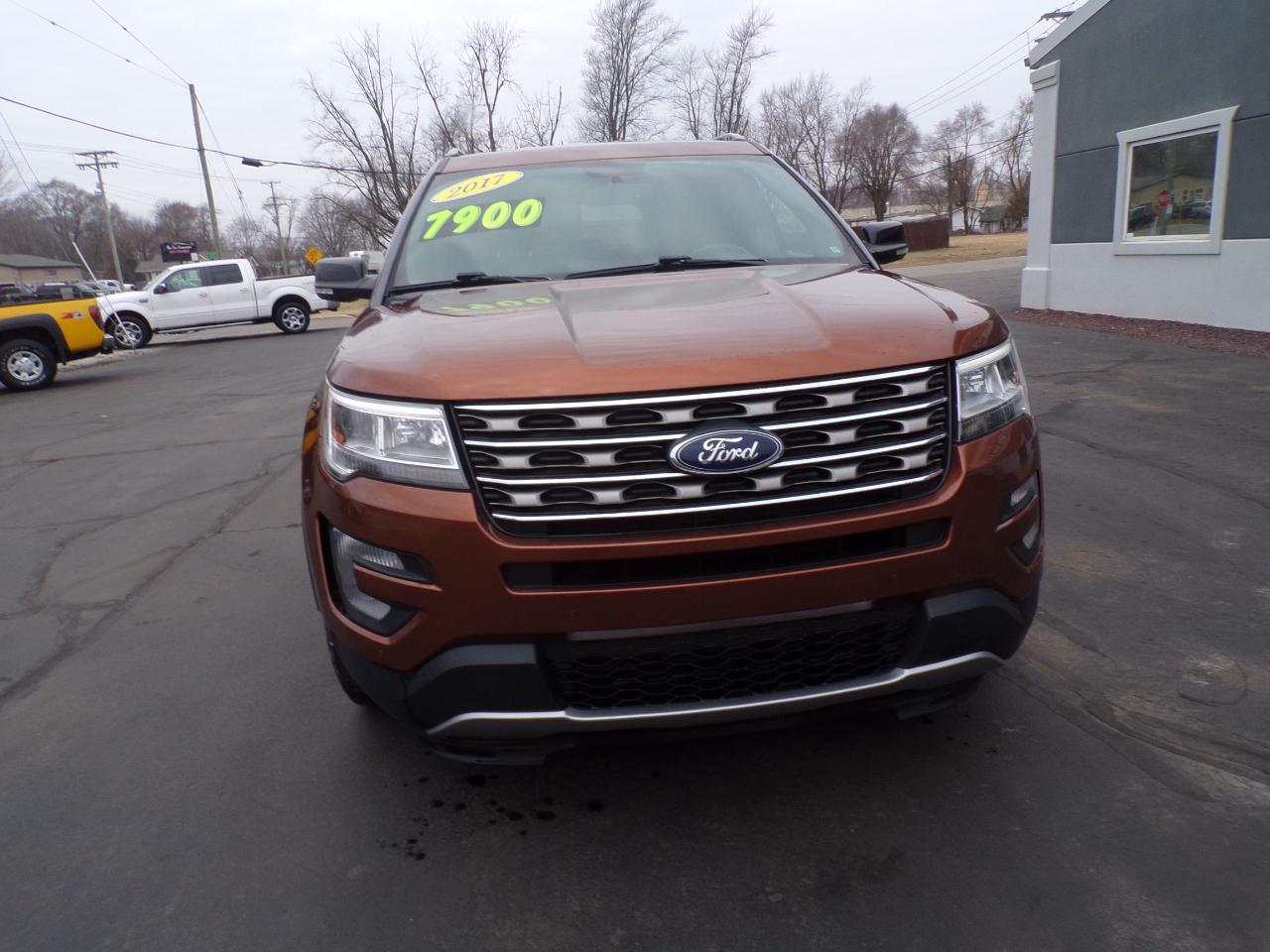 Ford Explorer XLT FWD 2017