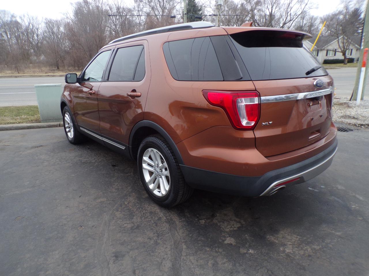 Ford Explorer XLT FWD 2017