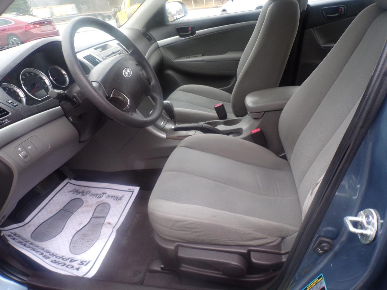 Hyundai Sonata GLS 2010