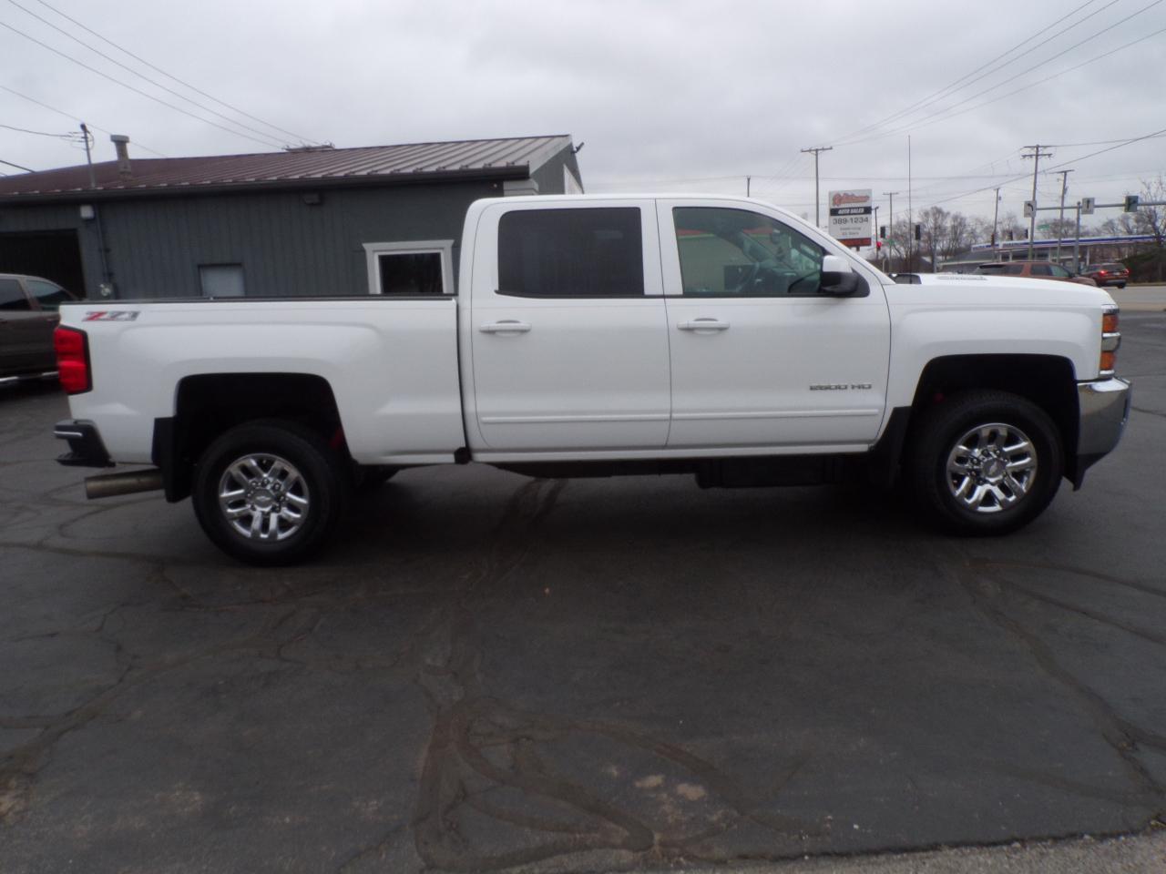 Chevrolet Silverado 2500HD LT Crew Cab 4WD 2016