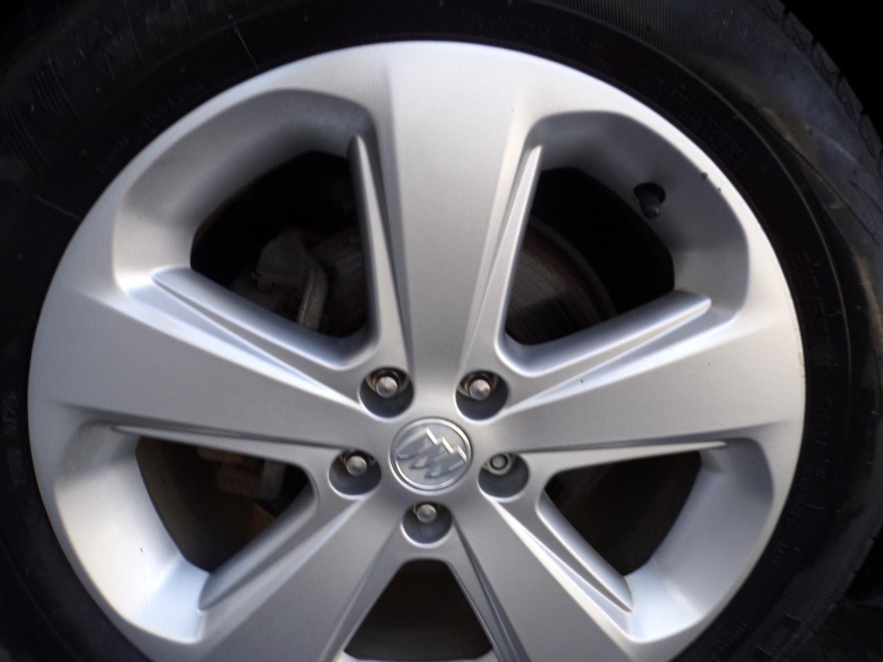 Buick Encore Base FWD 2015