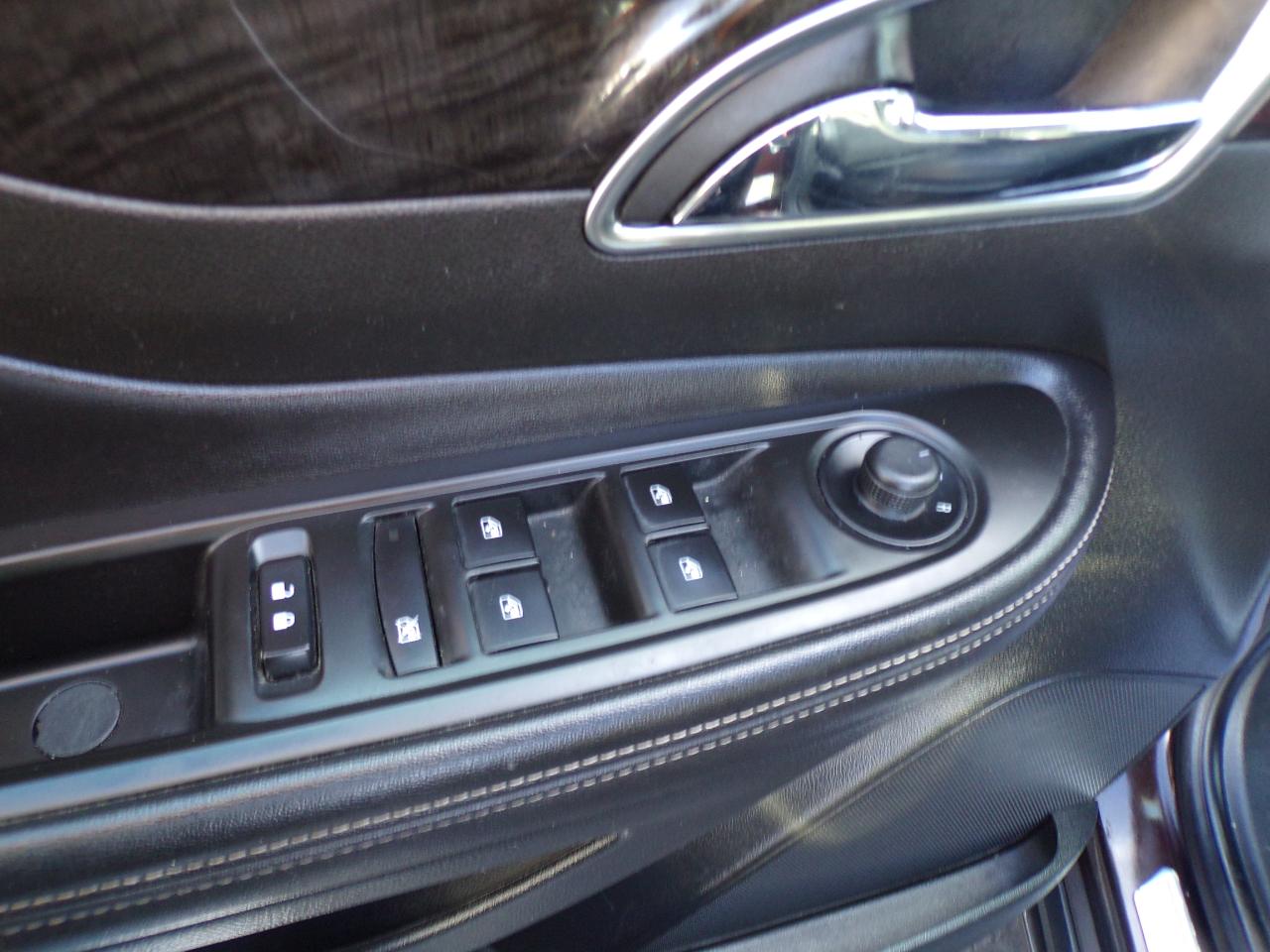 Buick Encore Base FWD 2015