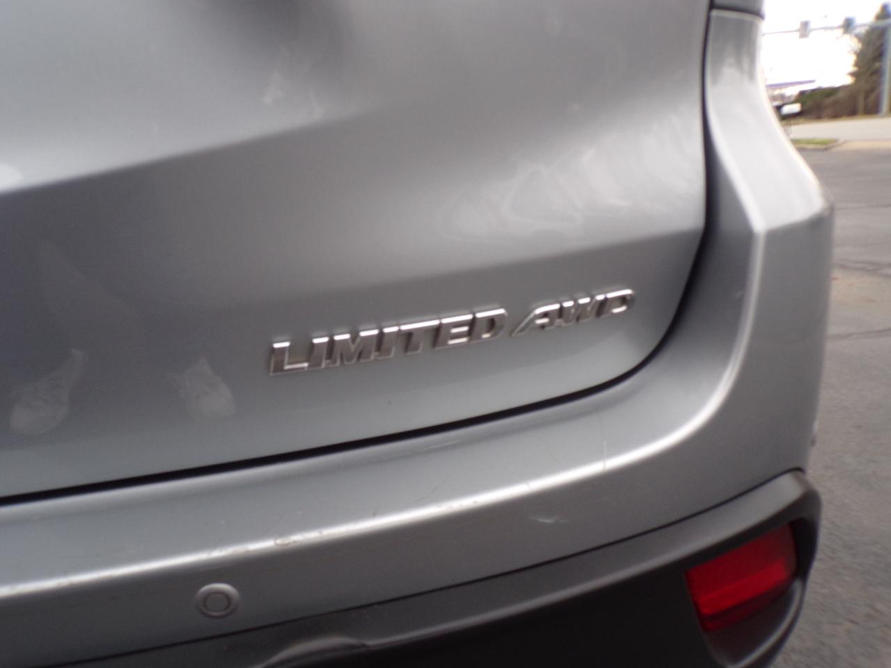 Toyota Highlander Limited AWD V6 2015