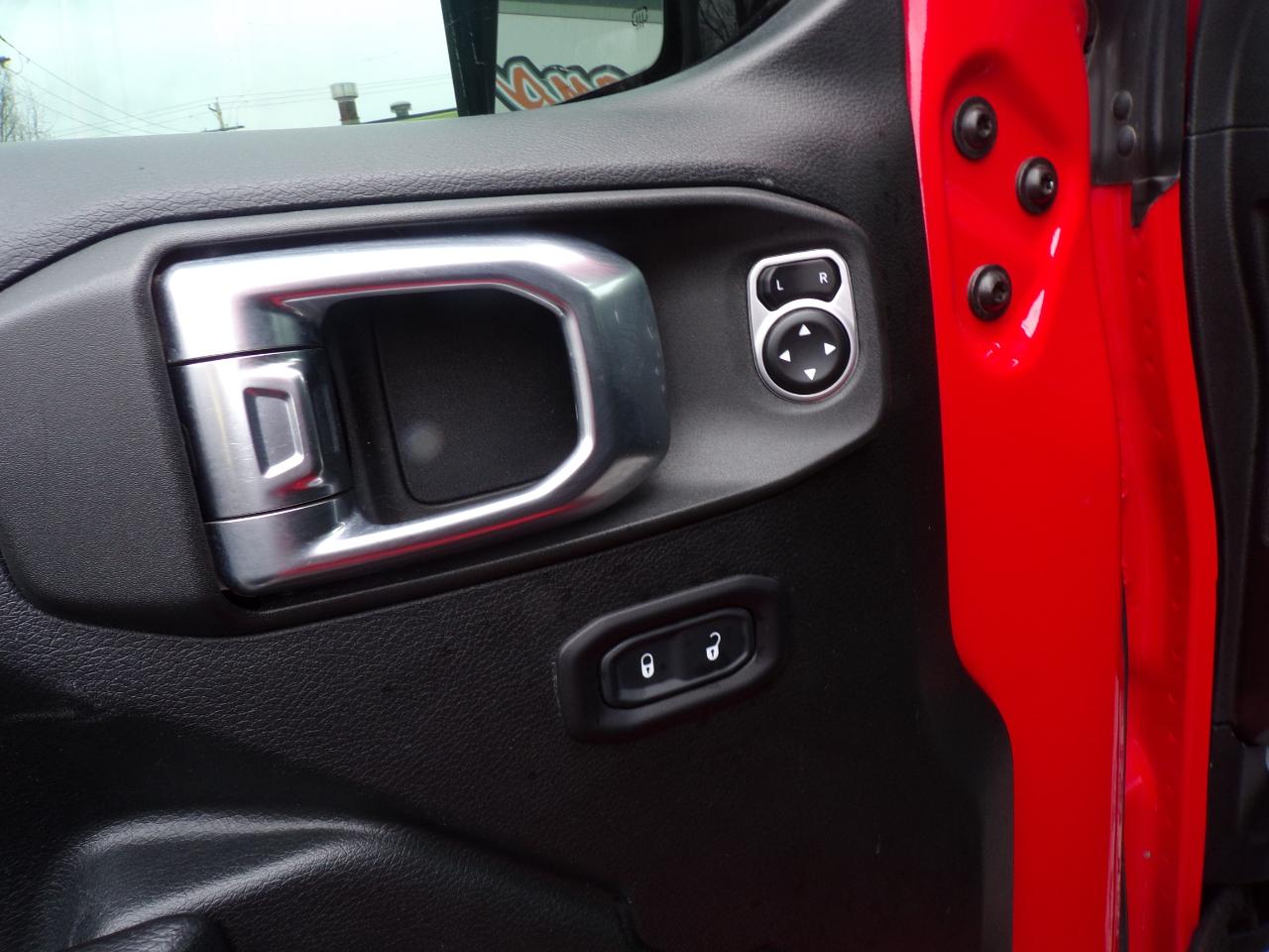 Jeep Wrangler Unlimited Sport 2018