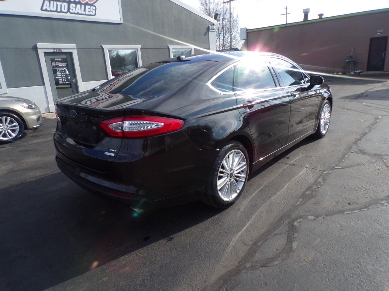 Ford Fusion SE 2014