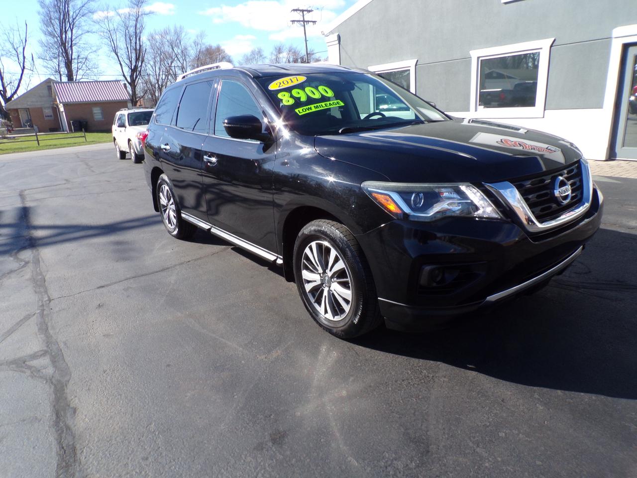 Nissan Pathfinder Platinum 4WD 2017