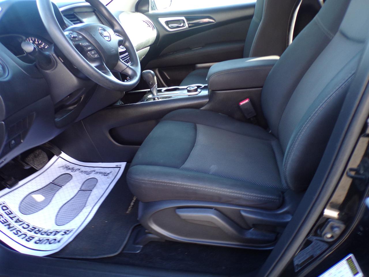 Nissan Pathfinder Platinum 4WD 2017