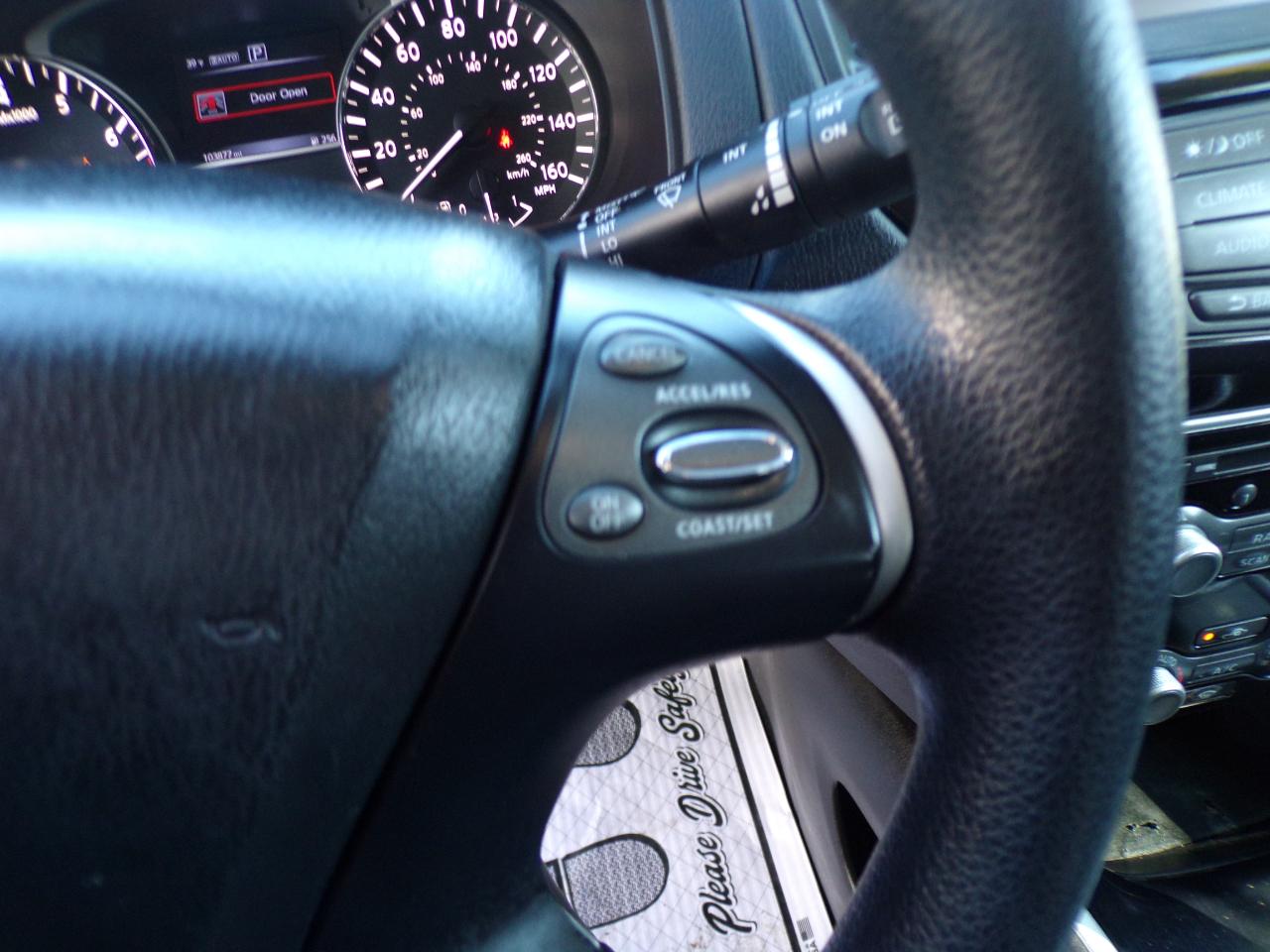 Nissan Pathfinder Platinum 4WD 2017