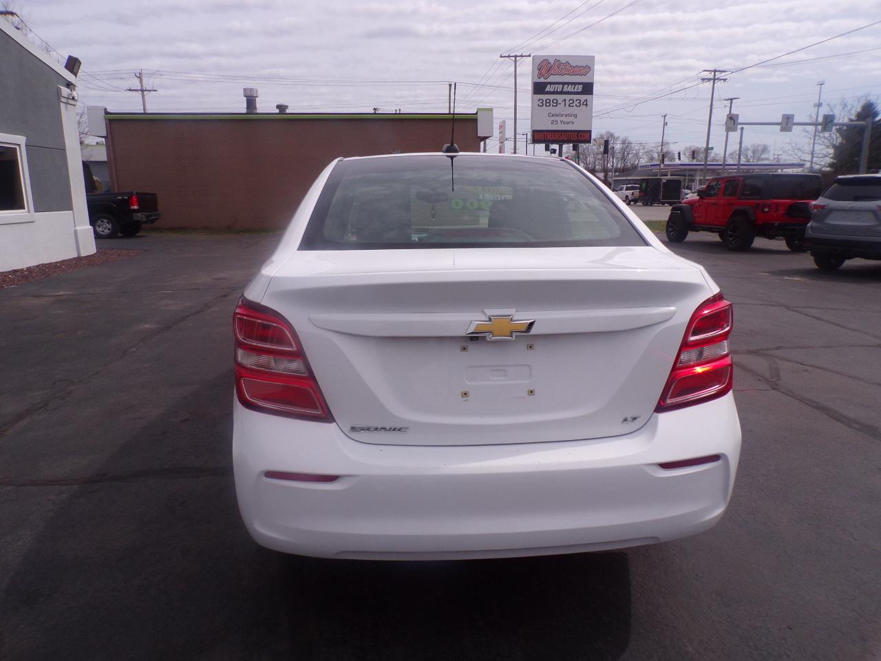 Chevrolet Sonic LT Auto Sedan 2017