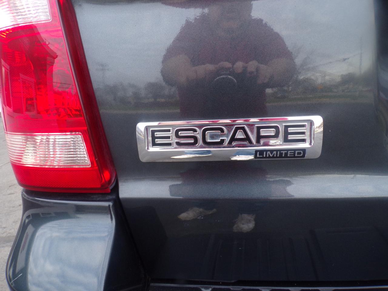 Ford Escape Limited 4WD V6 2009