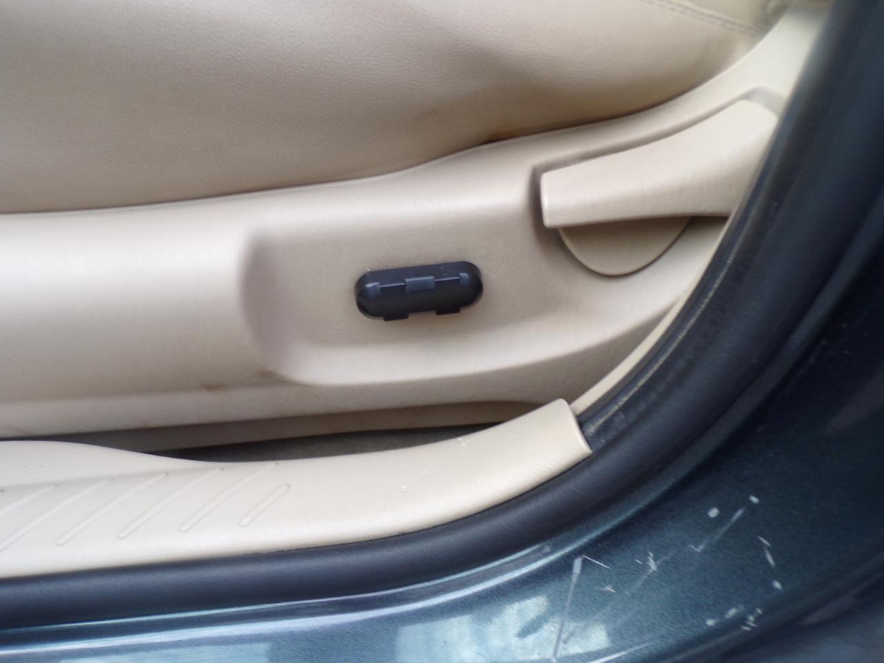 Ford Escape Limited 4WD V6 2009