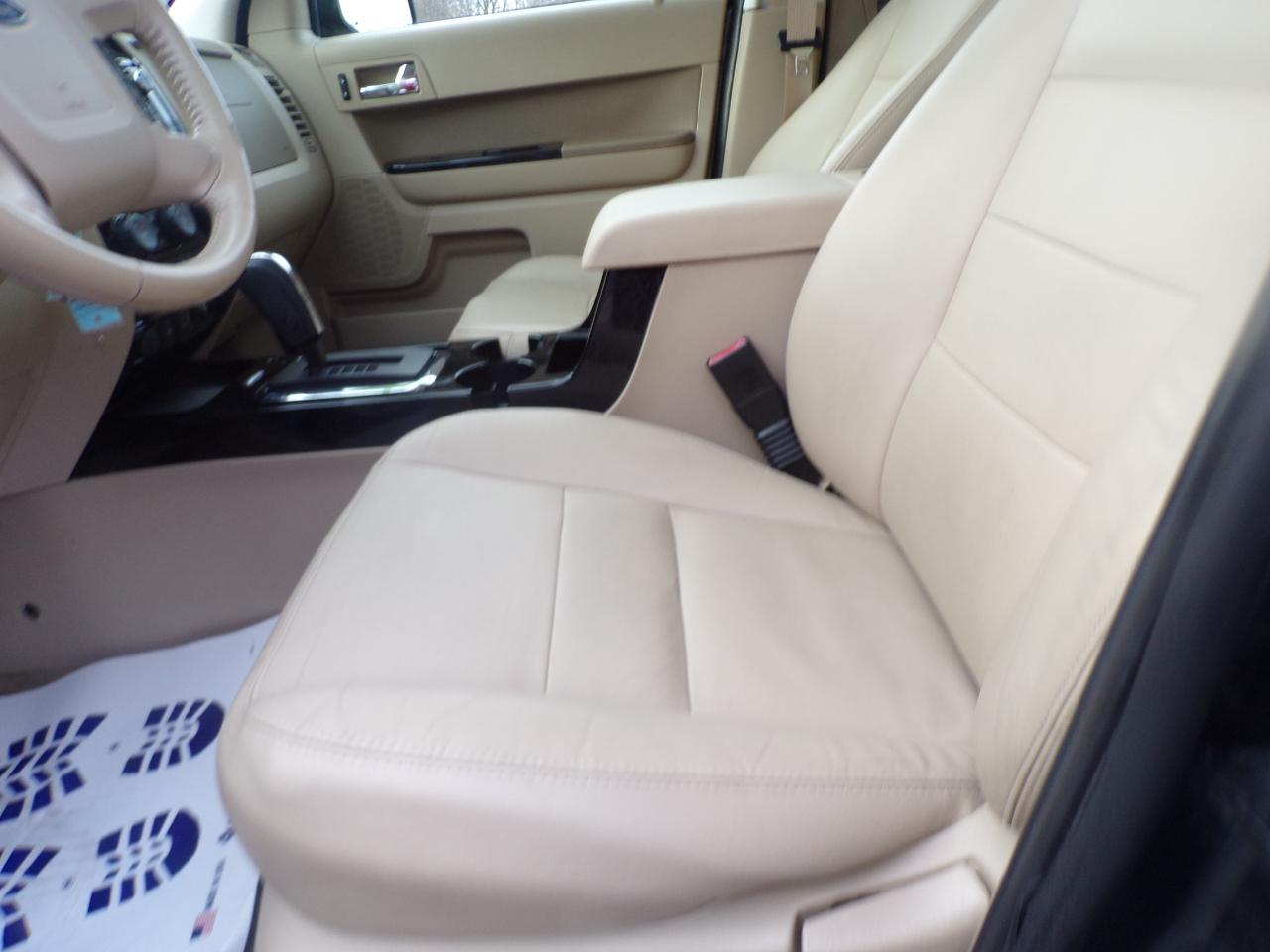 Ford Escape Limited 4WD V6 2009