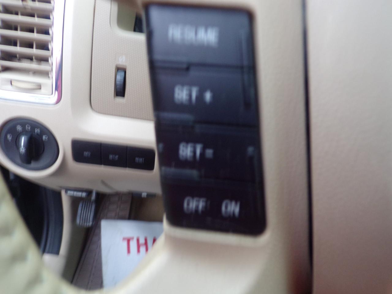 Ford Escape Limited 4WD V6 2009