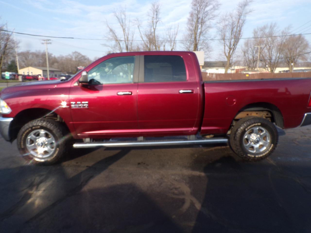 RAM 2500 SLT Crew Cab SWB 4WD 2018