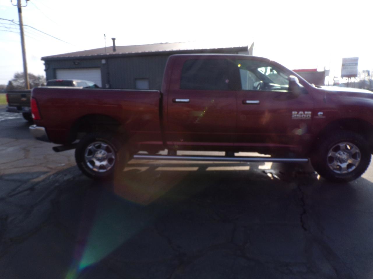 RAM 2500 SLT Crew Cab SWB 4WD 2018