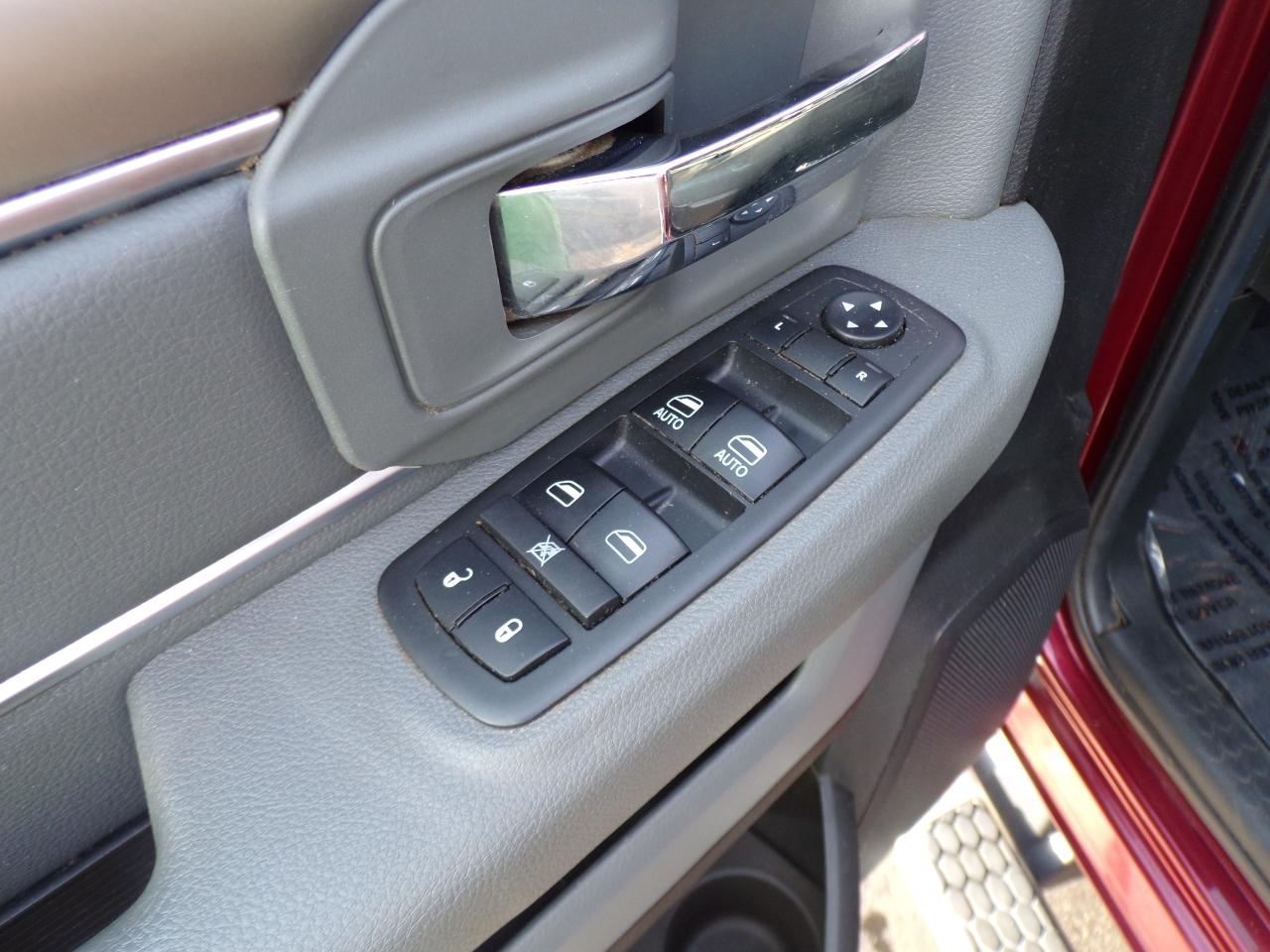 RAM 2500 SLT Crew Cab SWB 4WD 2018