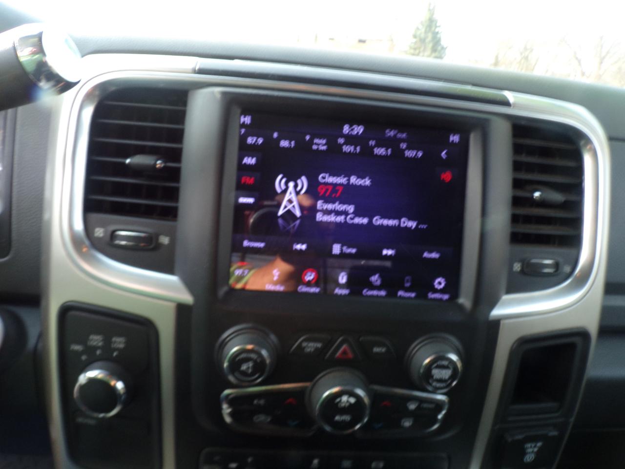 RAM 2500 SLT Crew Cab SWB 4WD 2018