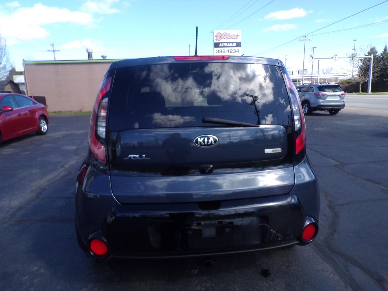 Kia Soul + w/Signature 2.0 Special Edition 2016