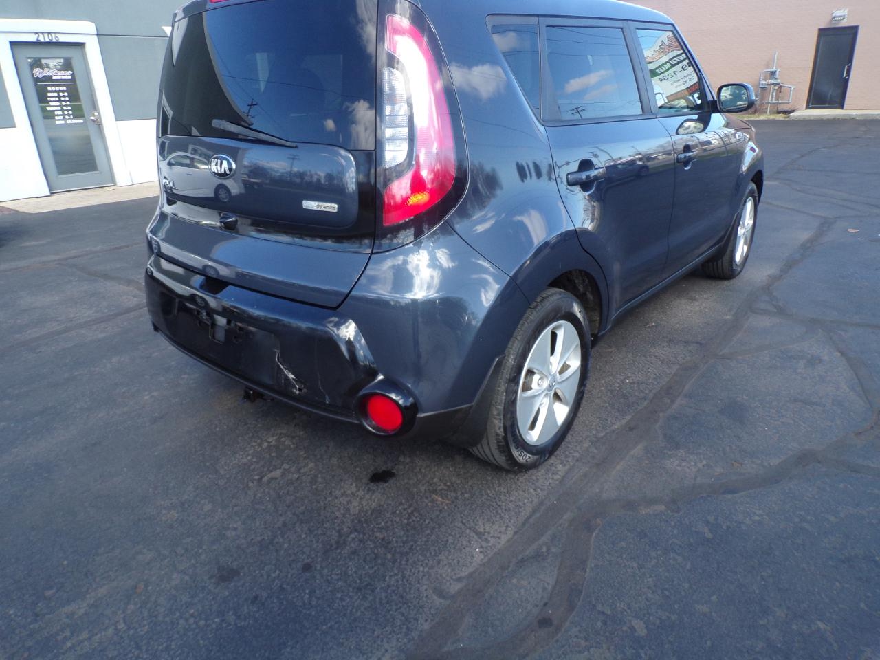 Kia Soul + w/Signature 2.0 Special Edition 2016