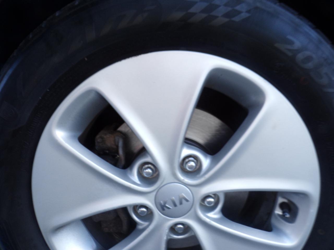 Kia Soul + w/Signature 2.0 Special Edition 2016