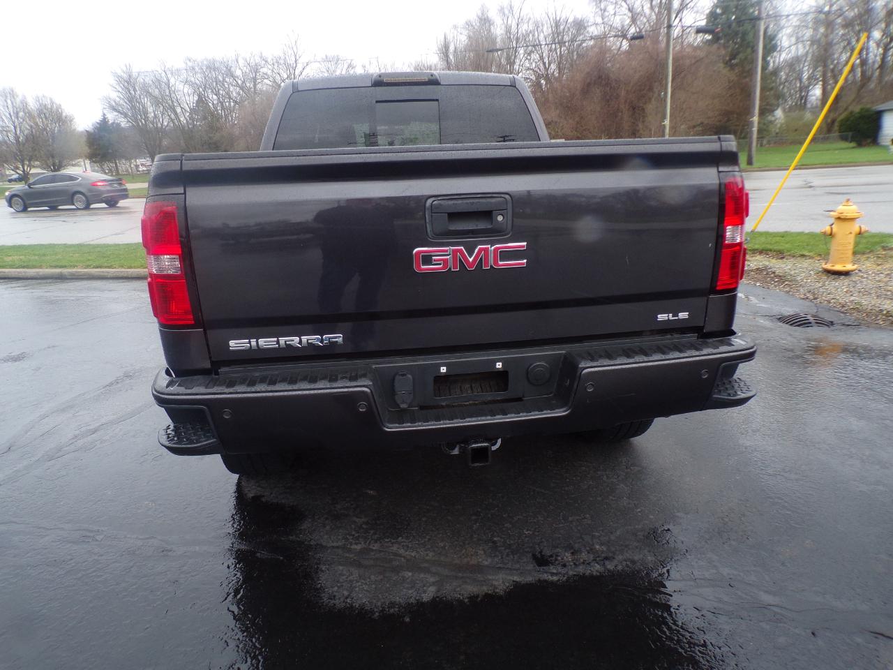 GMC Sierra 1500 SLT Crew Cab Short Box 4WD 2015