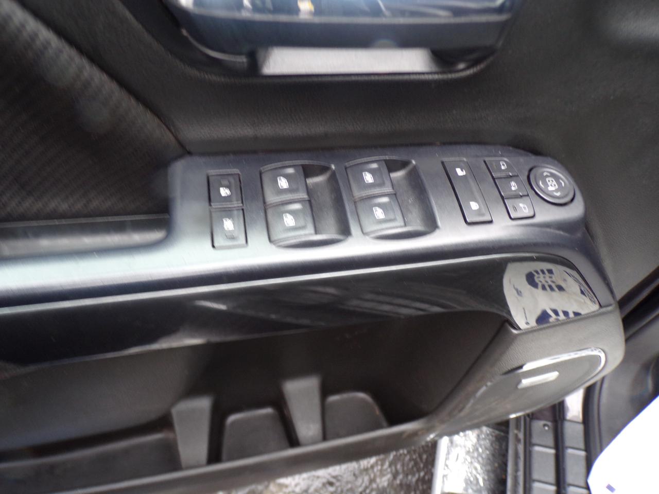 GMC Sierra 1500 SLT Crew Cab Short Box 4WD 2015